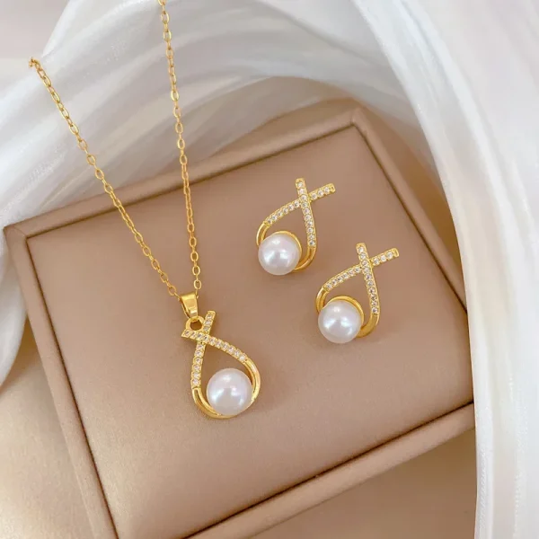 American Diamond Cross Pearl Personality Elegant Necklace Set